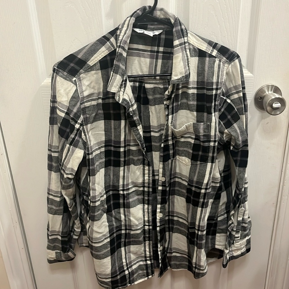 Old Navy, Black and White Plaid Long Sleeve